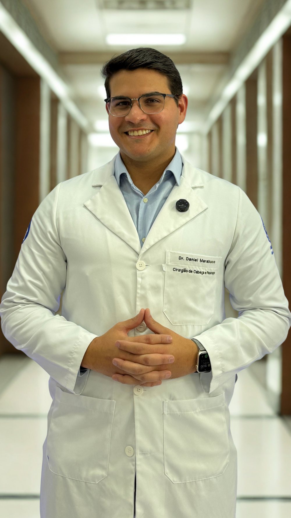 Dr. Daniel Marabuco em ambiente hospitalar